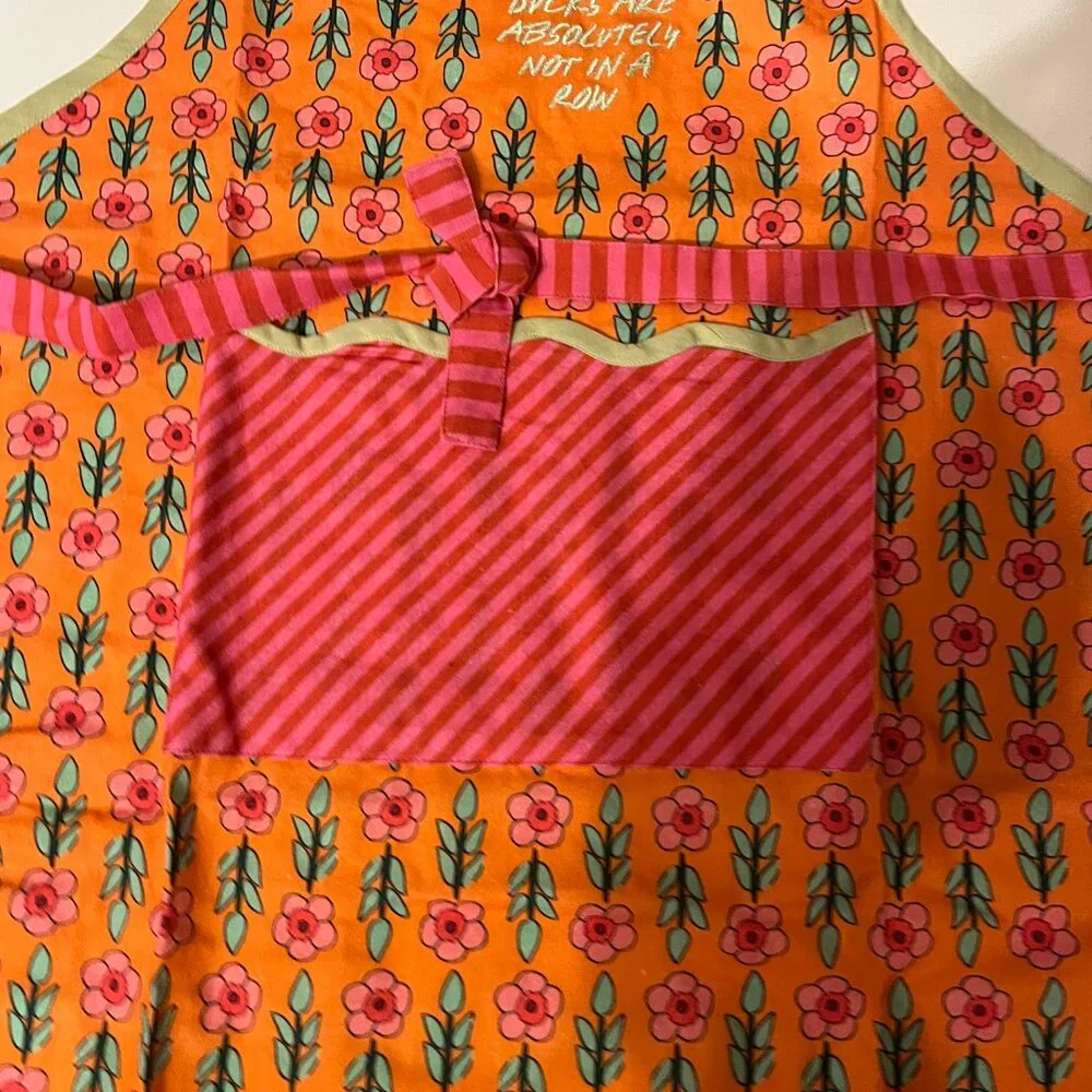 My Ducks Are Definitely Not‎ in a Row Colorful Kitchen Apron NWT Cotton (x)